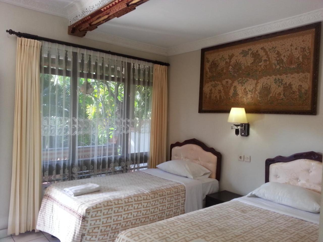 Dewa Bharata Bungalows Legian Quarto foto