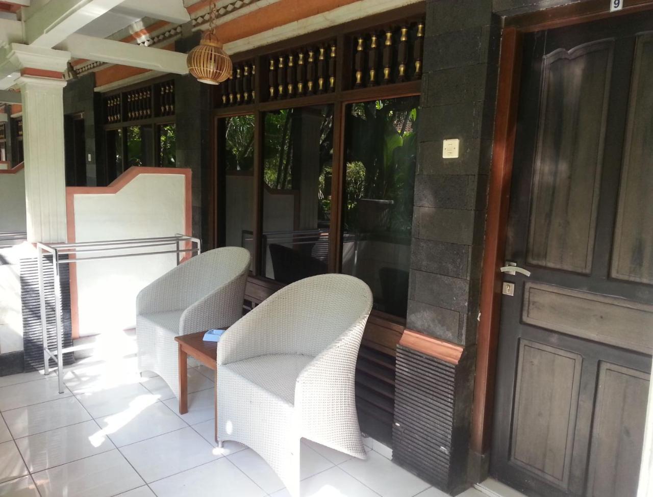 Dewa Bharata Bungalows Legian Quarto foto